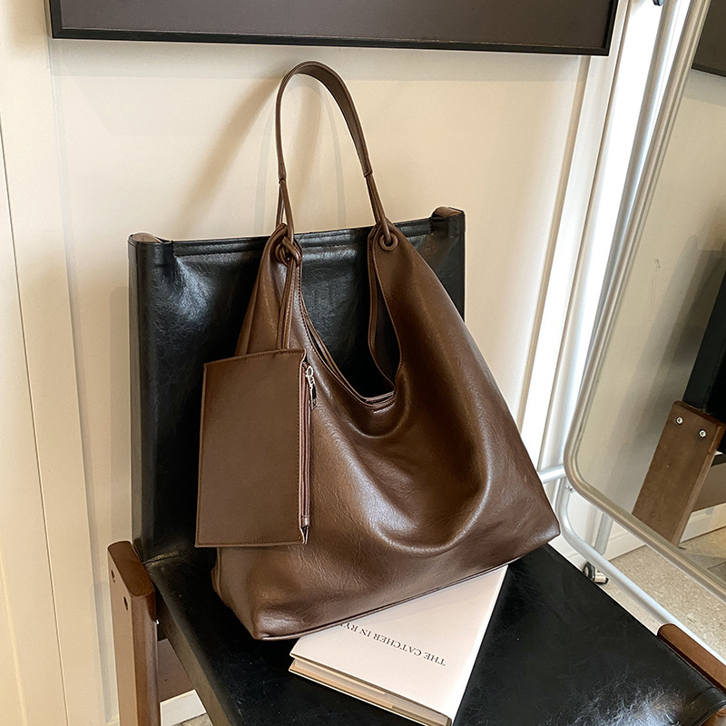 Leisure One Shoulder Shopping Bag Retro Fashion Class Commuter Tote - Image 3